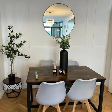 Excellent For Familly Apartment *
